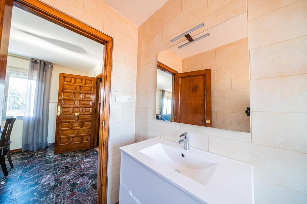 Apartamento Centrico Con Vistas Al Mar Villanueva De Arosa Eksteriør bilde